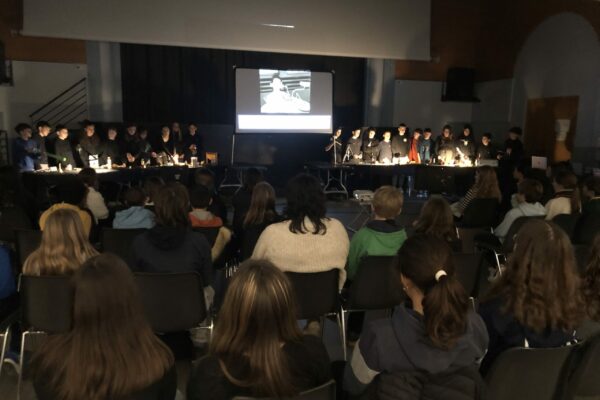 Charlie:charlot à la halle 1